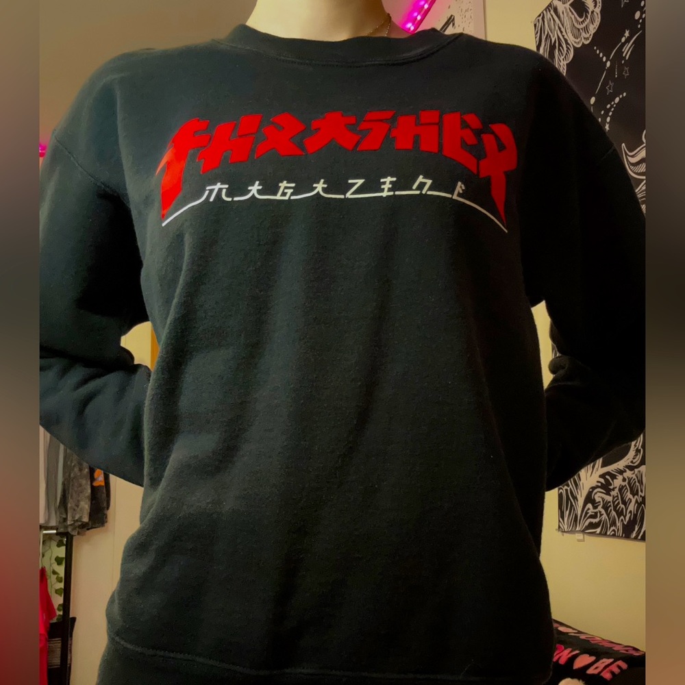 Black Thrasher crew neck
